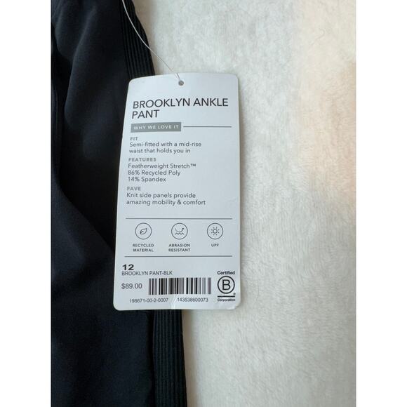 Athleta Brooklyn Black Ankle Pant Size 12 Mid Rise Straight Slim Crop Fit NWT - Picture 4 of 8
